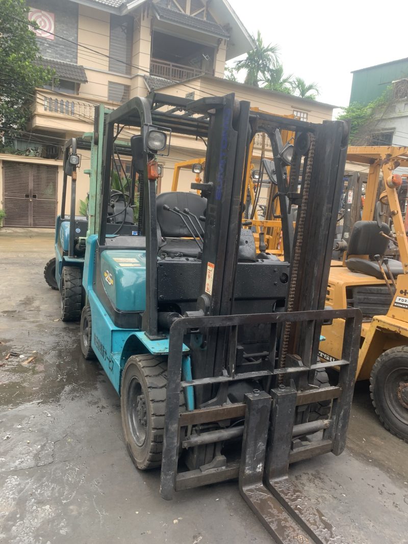 Xe nâng dầu Sumitomo 2,5 tấn