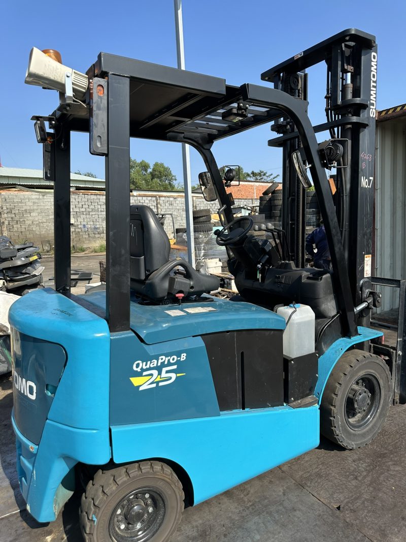 Xe nâng điện Sumitomo 2,5 tấn