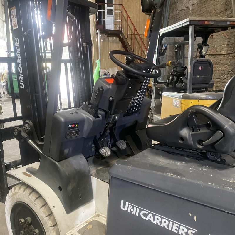 Xe Nâng Điện Unicarriers 3 Tấn