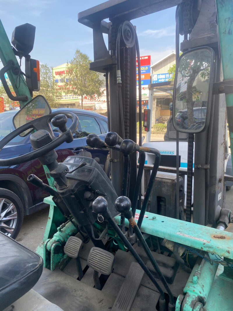 Xe Nâng Dầu Mitsubishi 2,5 Tấn