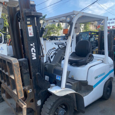Xe Nâng Dầu UNICARRIERS 2,5 Tấn