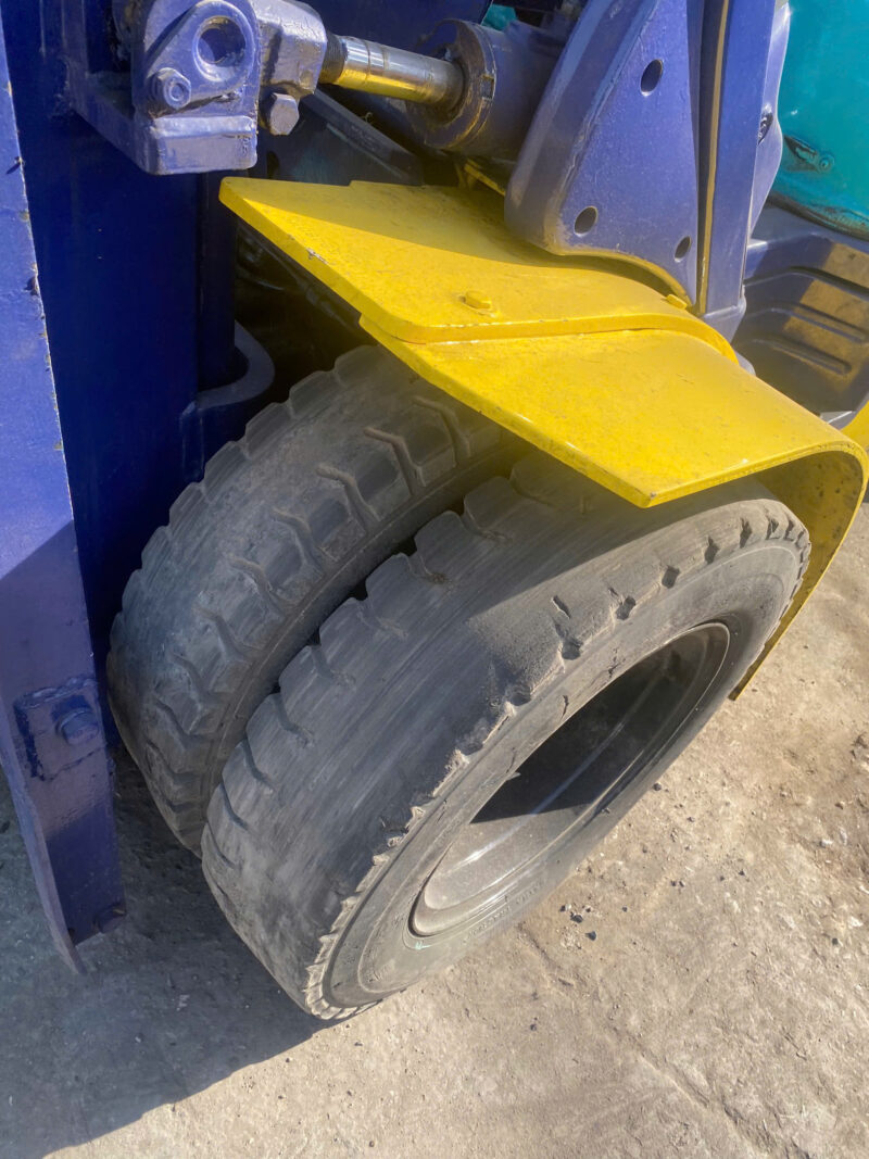 Xe Nâng Dầu Komatsu 2,5 Tấn