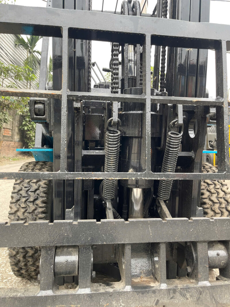 Xe Nâng Dầu Sumitomo 2,5 Tấn