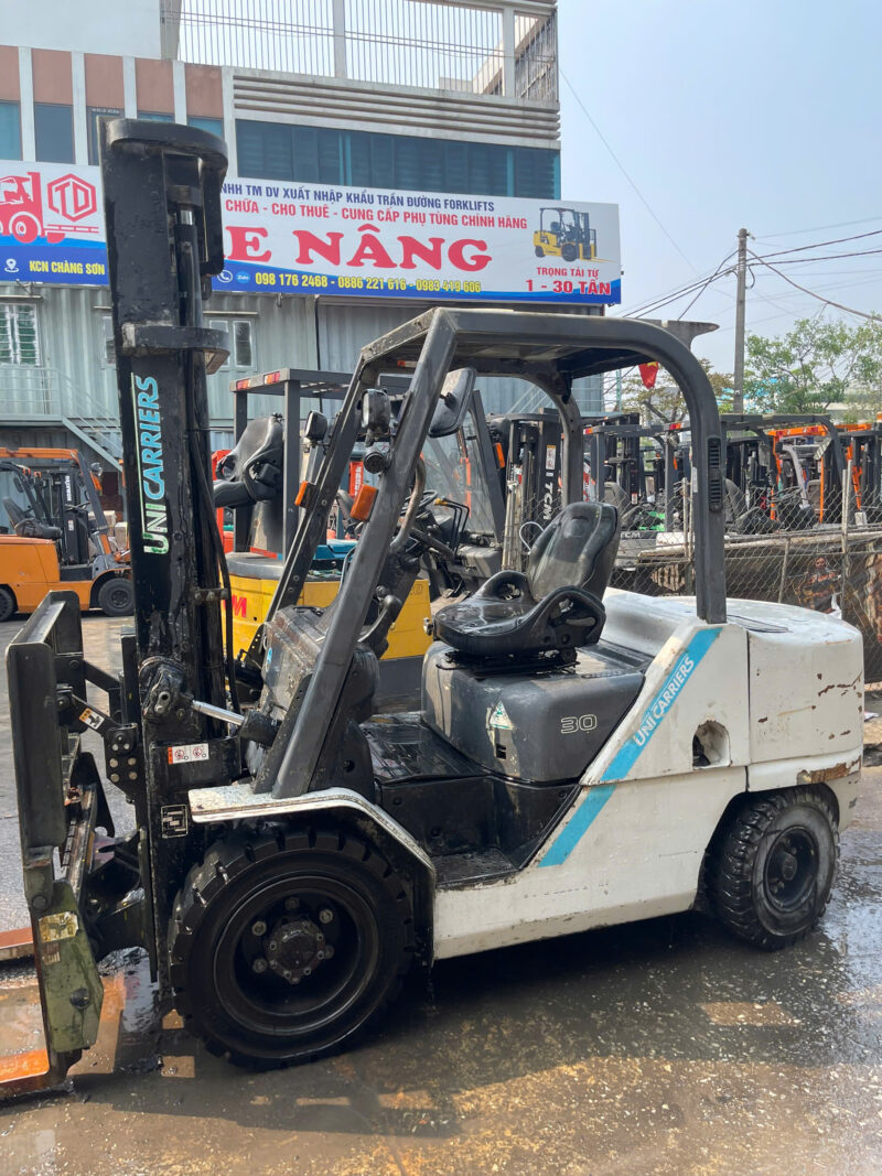 Xe Nâng Dầu Unicarriers 3 Tấn