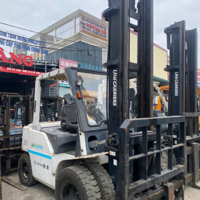 Xe Nâng Dầu Unicarriers 3,5 Tấn