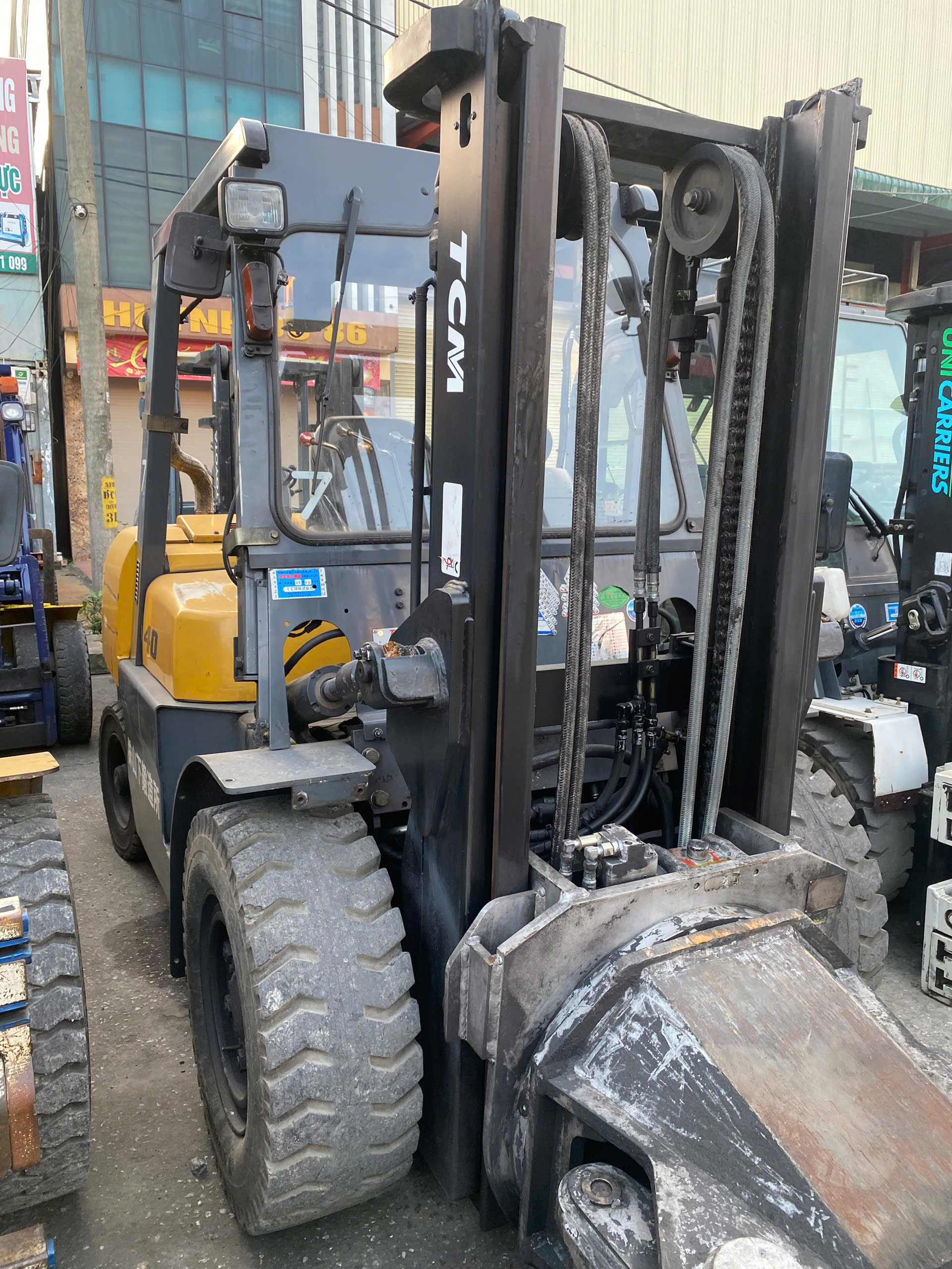 Xe Nâng Dầu TCM 4 Tấn Xe Nâng Dầu TCM 4 Tấn