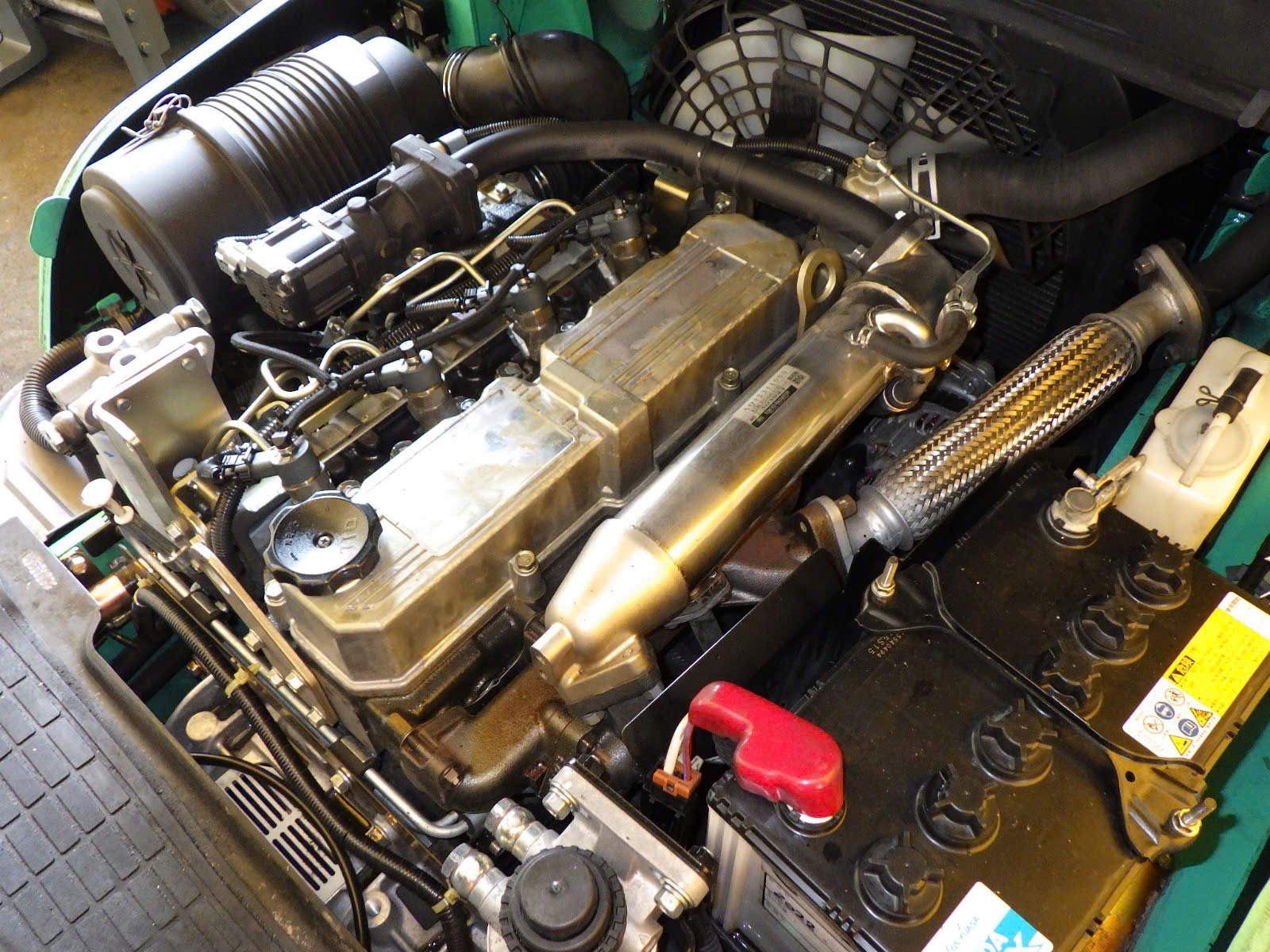 Xe Nâng Dầu Mitsubishi 2,5 Tấn Xe Nâng Dầu Mitsubishi 2,5 Tấn