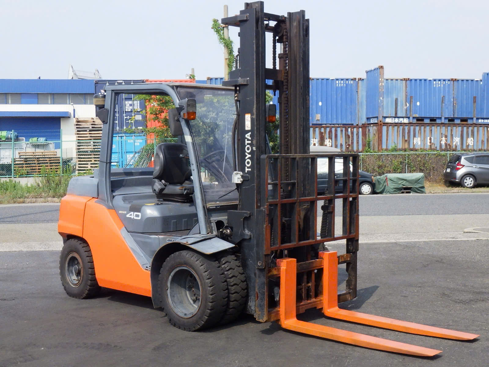 Xe Nâng Dầu Toyota 4 Tấn Xe Nâng Dầu Toyota 4 Tấn