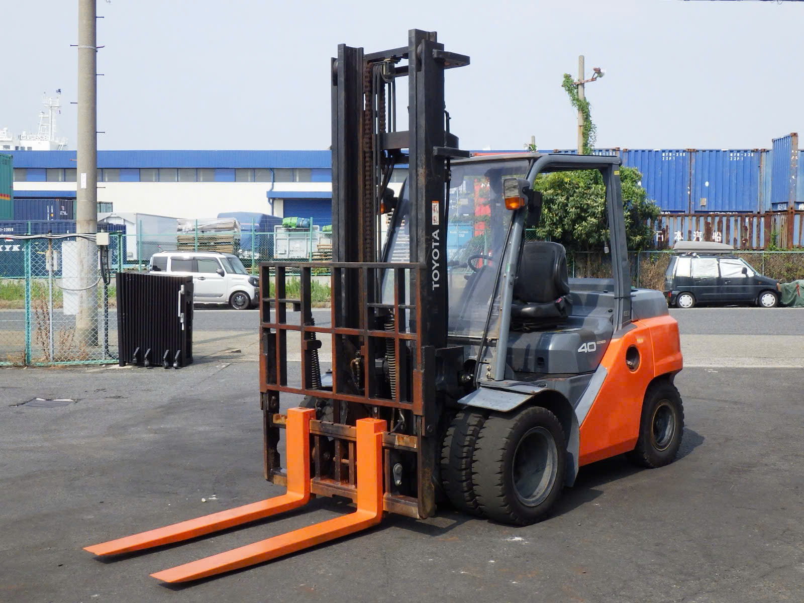 Xe Nâng Dầu Toyota 4 Tấn Xe Nâng Dầu Toyota 4 Tấn