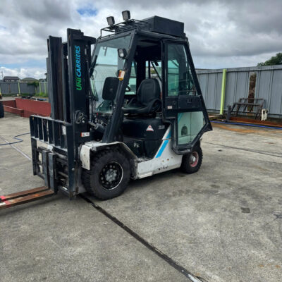 Xe Nâng Dầu Unicarriers 2,5 Tấn