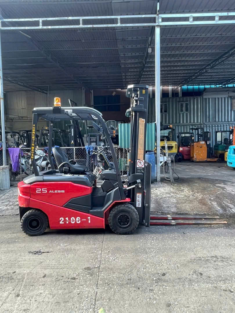 Xe Nâng Điện Nichiyu 2,5 Tấn Xe Nâng Điện Nichiyu 2,5 Tấn